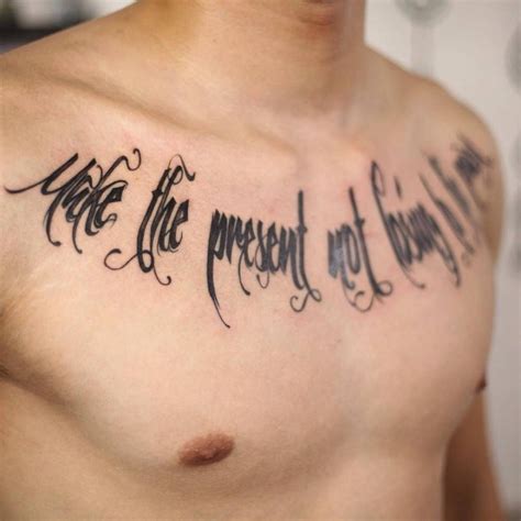 tatuajes en el pecho nombres|Tatuajes en el pecho letras para hombre